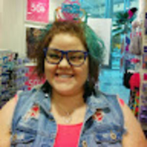 Meet your Posher, Carla